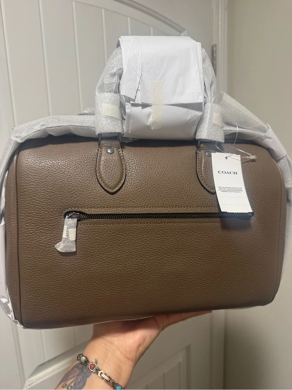 NWT Coach Pebbled Leather Large Rowan Stone